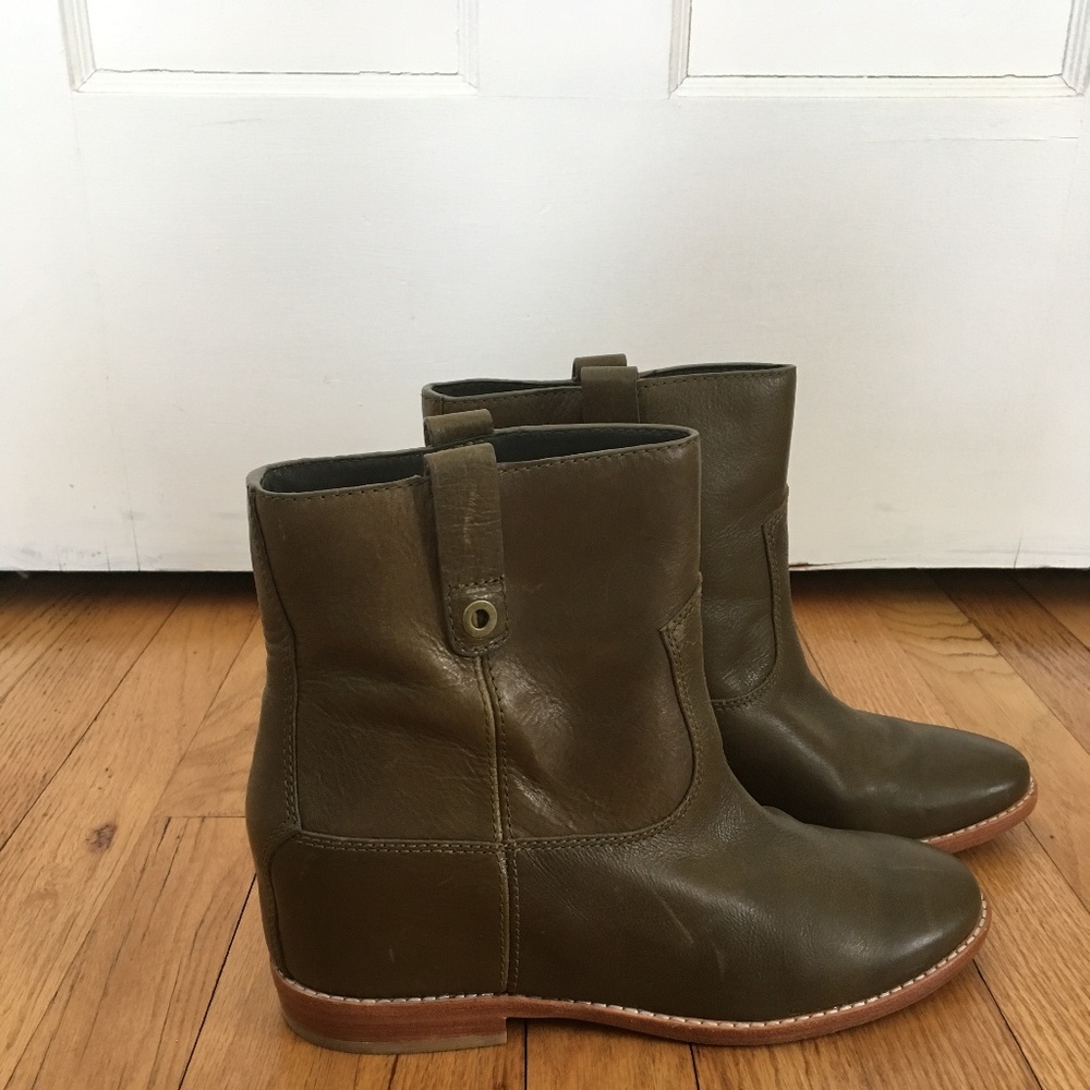 Cole Haan Block Heel Wedge Pull-On Leather Ankle Boot in Olive Green Size 9B